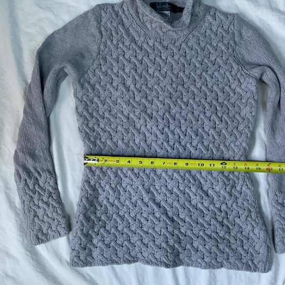 Wool and Cashmere Irish Cable-Knit Sweater by Islander (size small) - Picture 7 of 8